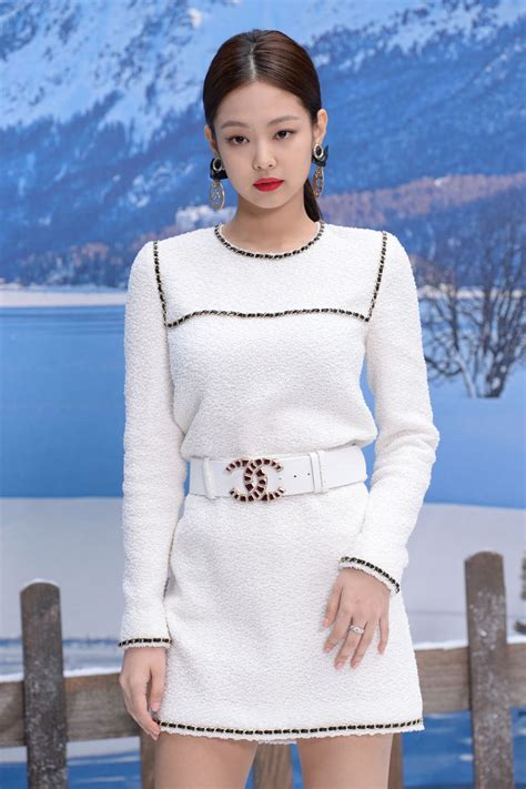 chanel model jennie|jennie Chanel fashion show.